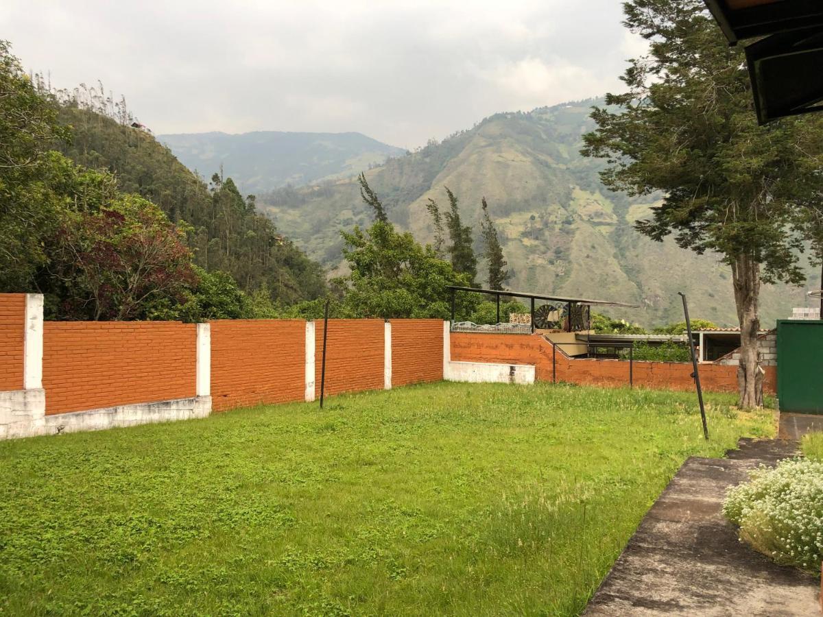 Mountain Chalet - Tungurahua Hot Springs/Aguas Termales Banos  Luaran gambar