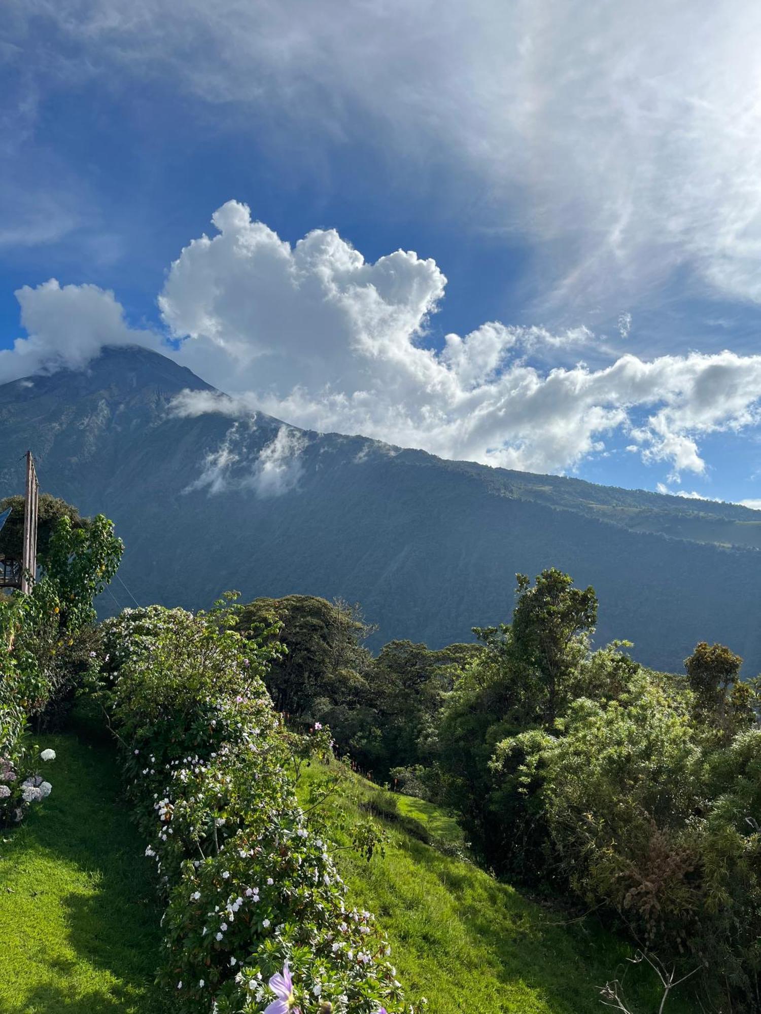 Mountain Chalet - Tungurahua Hot Springs/Aguas Termales Banos  Luaran gambar