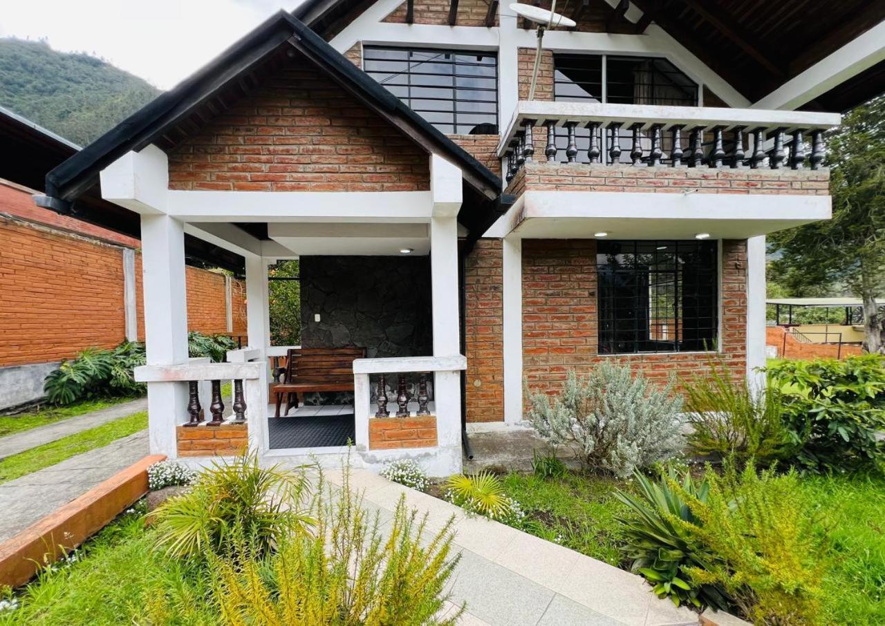 Mountain Chalet - Tungurahua Hot Springs/Aguas Termales Banos  Luaran gambar